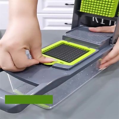 Будьте творческими на кухне с помощью нашего ручного фрукто-овощного нарезателя 12 в 1.