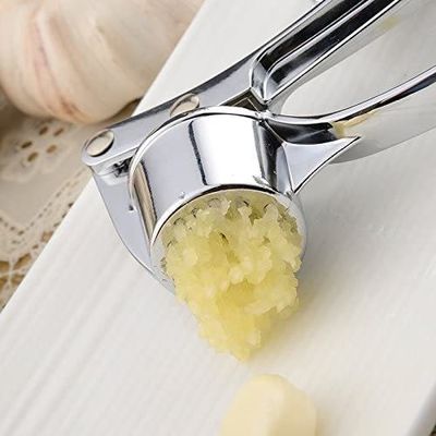 135G Кухонный Учебник Чесночный Пресс Молотчик Имбирный дробильщик Пелильщик Спрессор Хоппер Гаджет