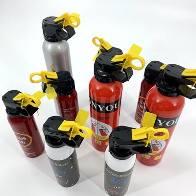 Китайский год раскрывает пол горячего огнетушителя с ярким эффектом дыма