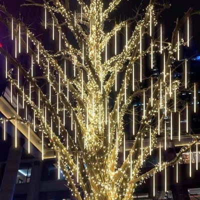 Спад дождя Фея светодиодные струнные огни в кубическом дизайне для праздничных вечеринок