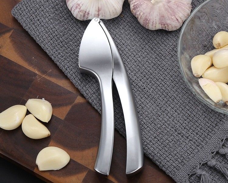 Пресс для производства продуктов питания для перегонки чеснока для перегонки имбиря для очистки кожуры для сжатия 16*3 см